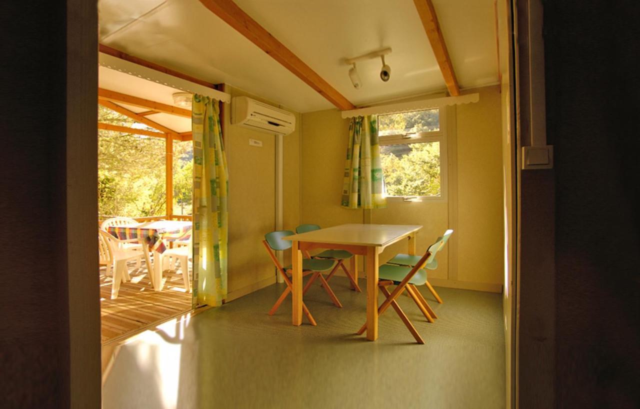 Camping Village Canapai Ріо-Маріна Номер фото